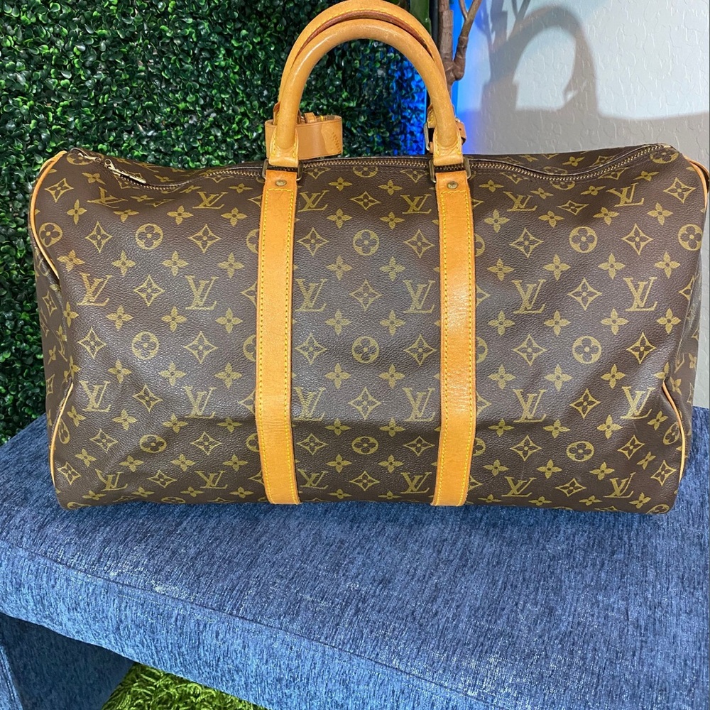 LOUIS VUITTON Monogram Keepall 50 with AUTHENTICITY CERTIFICATE